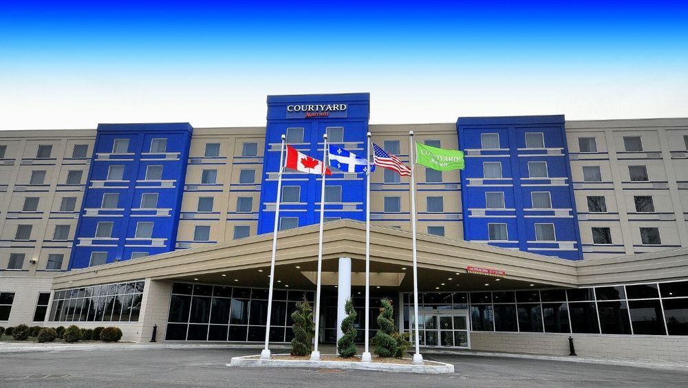 Courtyard By Marriott Montreal West Island/Baie D'Urfe Hotell Exteriör bild